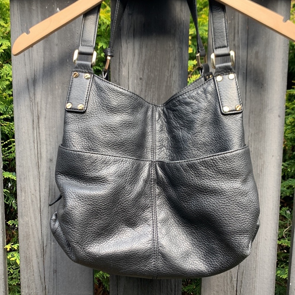 Michael Kors Purse - Picture 4 of 17